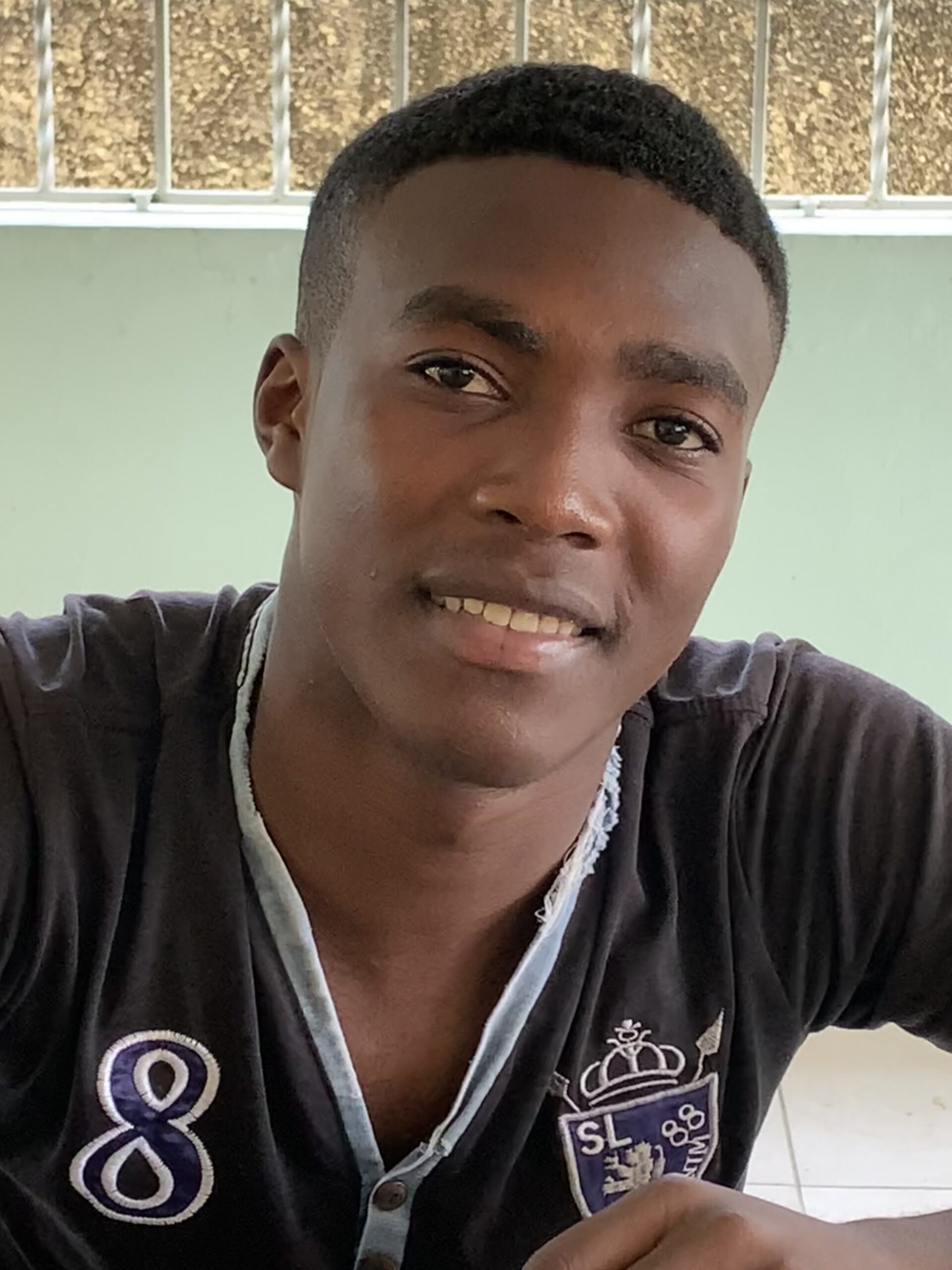 Osnel, a Helping Hands student entrepreneur